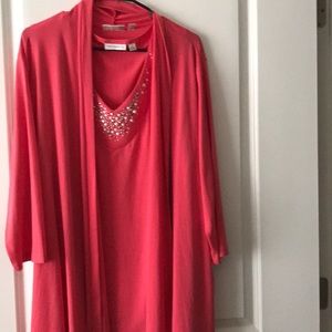 Nice two piece set (peachy pink)